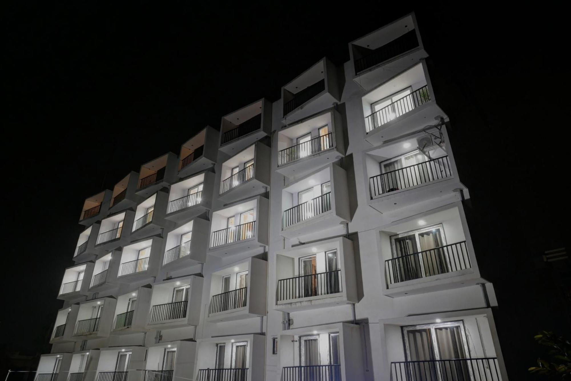 Hotel Townhouse Navneeta Grand Kakarmatha Exteriér fotografie